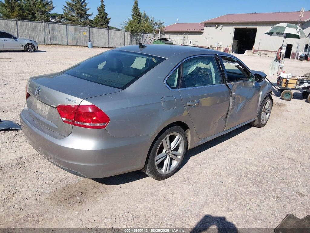 1VWBN7A33EC082157 2014 VOLKSWAGEN PASSAT photo no. 4