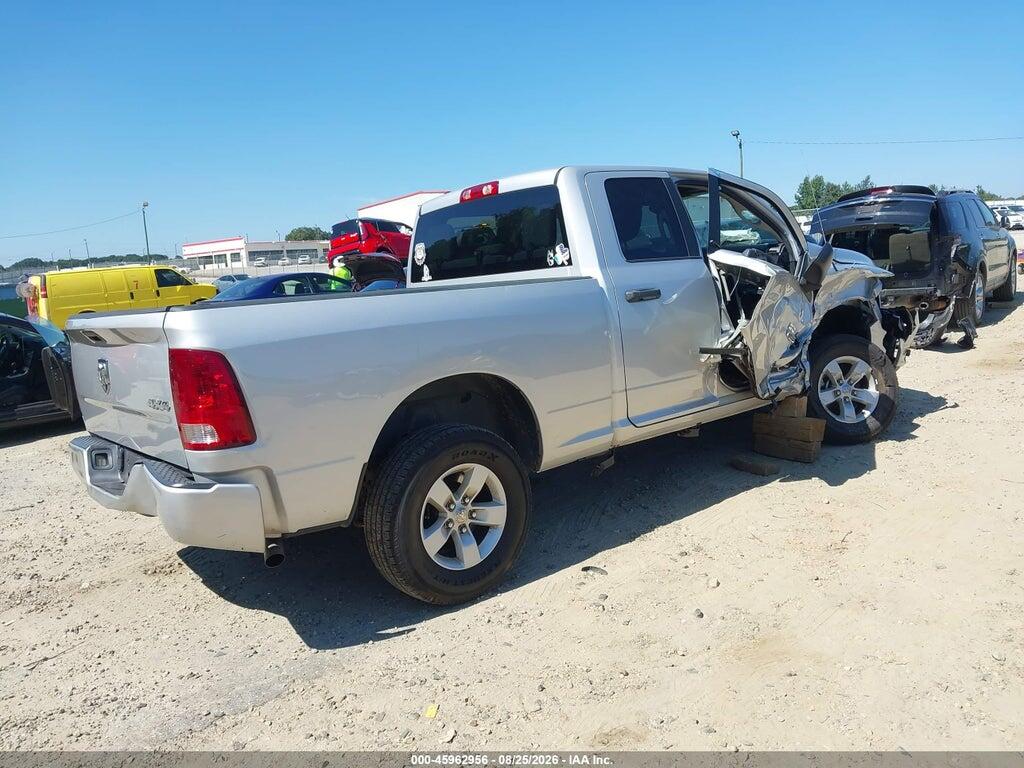 1C6RR7FG0JS246716 2018 RAM 1500 photo no. 4