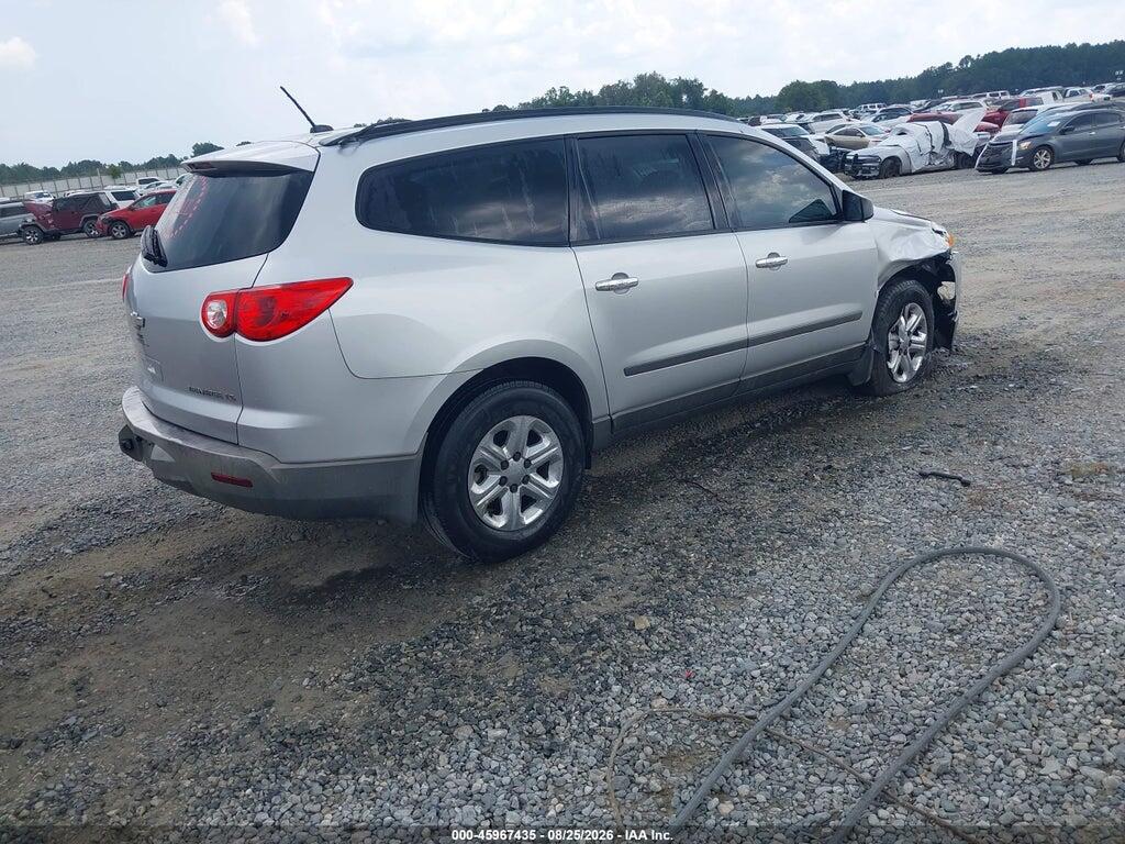 1GNKRFEDXBJ411973 2011 CHEVROLET TRAVERSE photo no. 4
