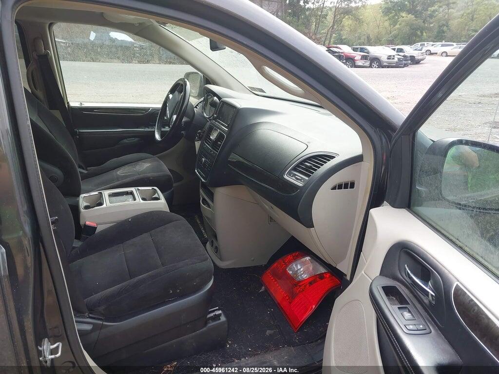 2A4RR5DG0BR677733 2011 CHRYSLER TOWN & COUNTRY photo no. 5