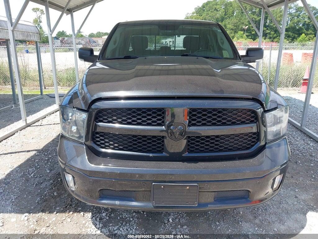1C6RR7LG4JS260266 2018 RAM 1500 photo no. 12