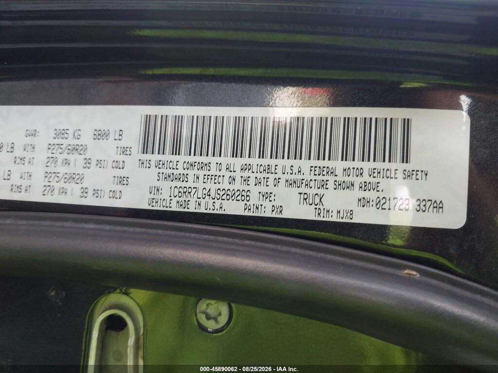 1C6RR7LG4JS260266 2018 RAM 1500 photo no. 9