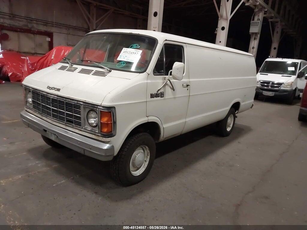 2B7HB23P4CK142551 1982 DODGE RAM VAN photo no. 2
