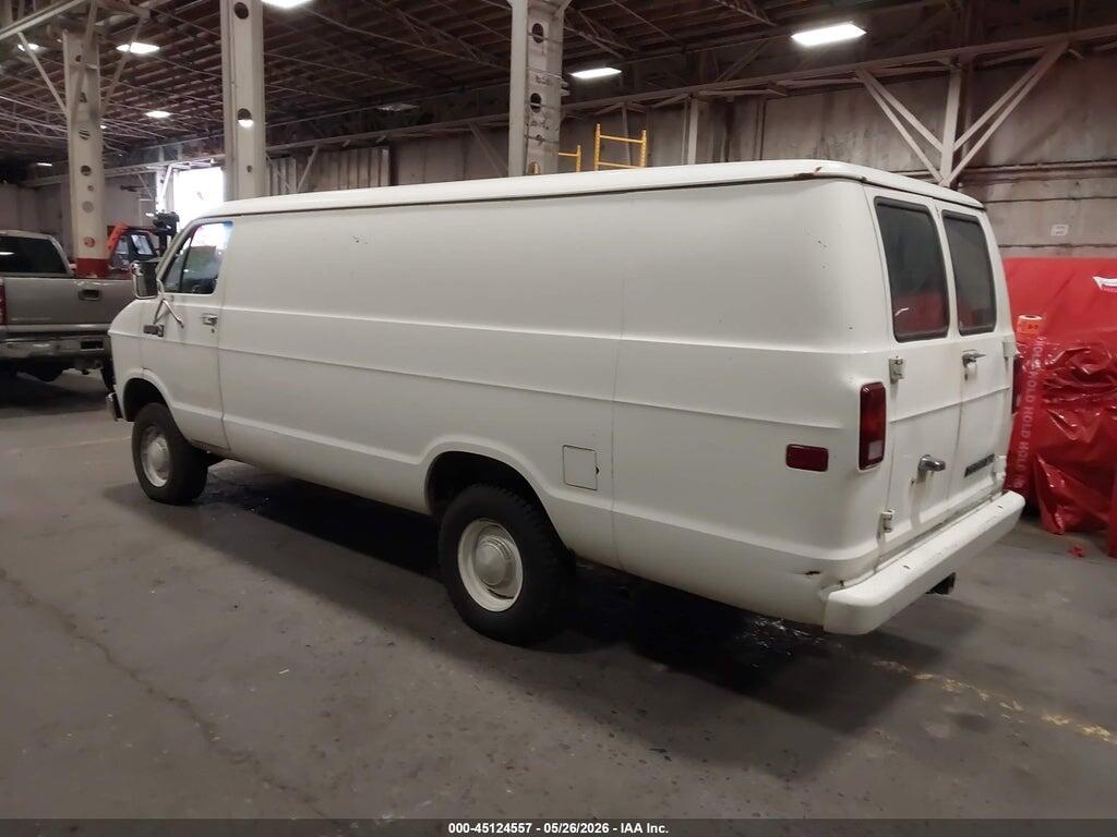 2B7HB23P4CK142551 1982 DODGE RAM VAN photo no. 3