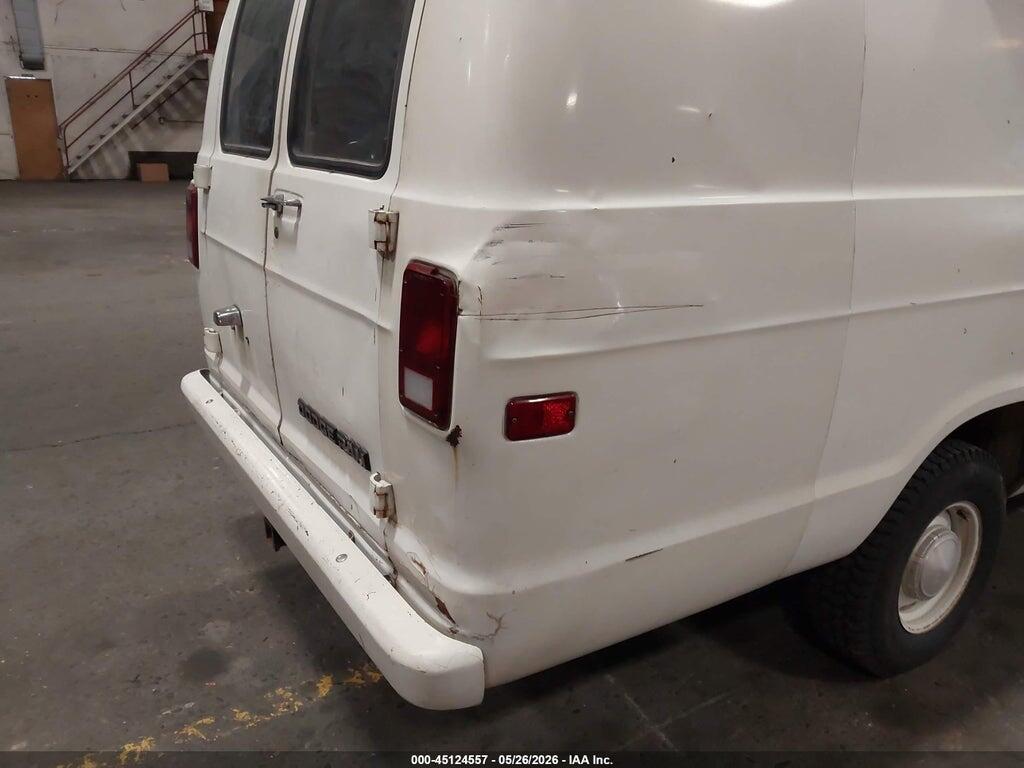 2B7HB23P4CK142551 1982 DODGE RAM VAN photo no. 6