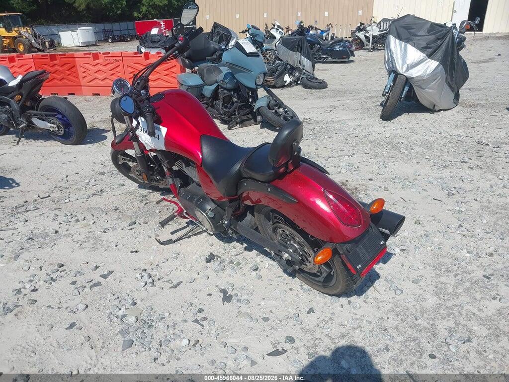 5VPCVBAB9H3059215 2017 VICTORY MOTORCYCLES VEGAS photo no. 3