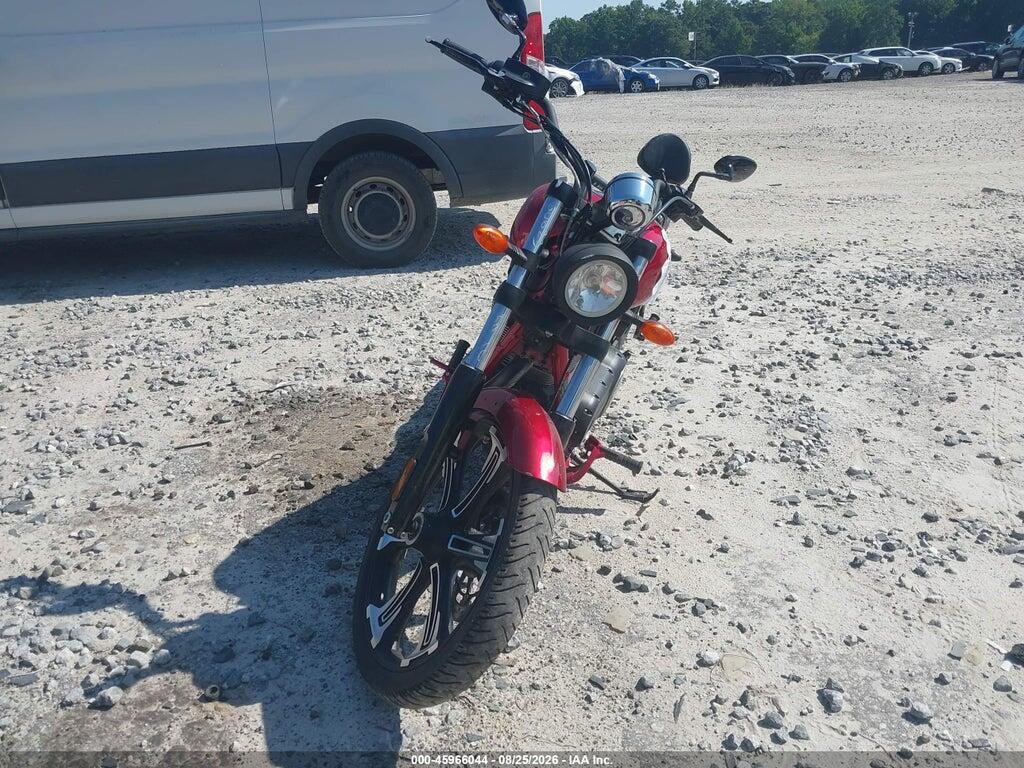 5VPCVBAB9H3059215 2017 VICTORY MOTORCYCLES VEGAS photo no. 5