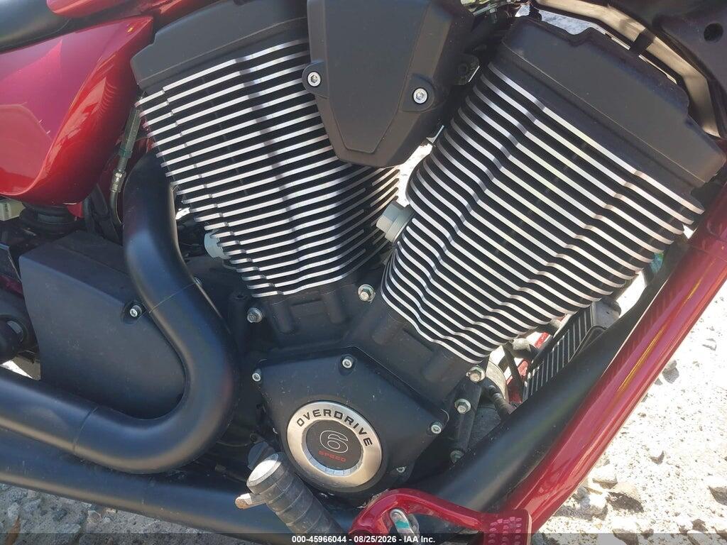 5VPCVBAB9H3059215 2017 VICTORY MOTORCYCLES VEGAS photo no. 8