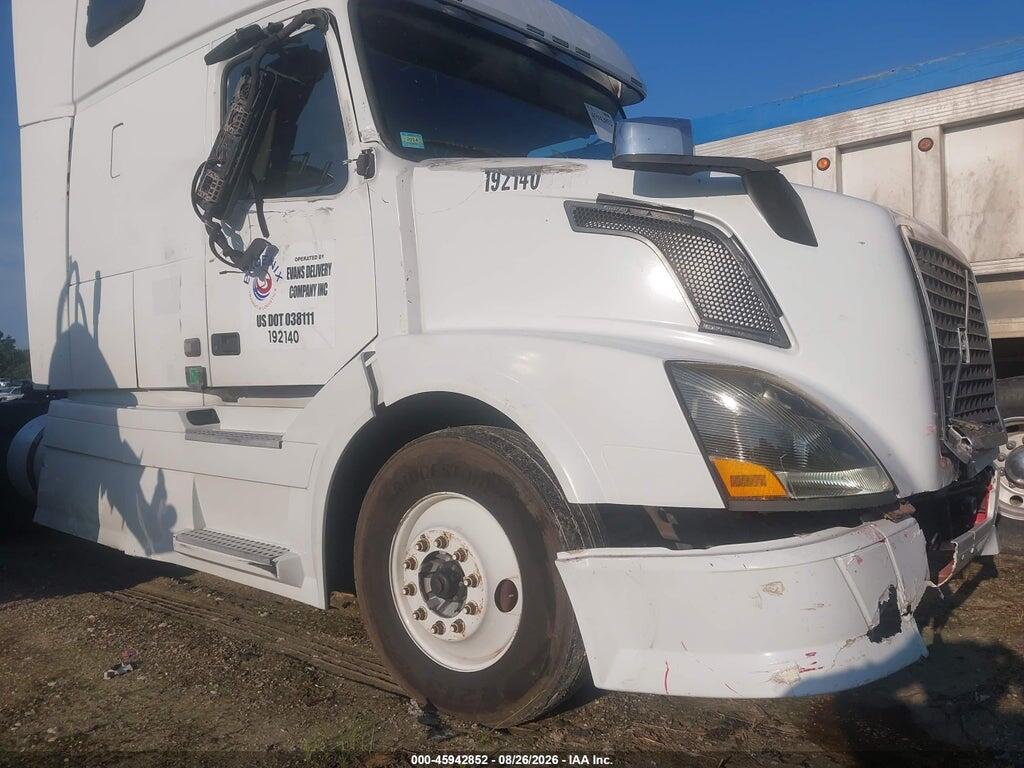 2014 VOLVO VN 4V4NC9TH7EN157820