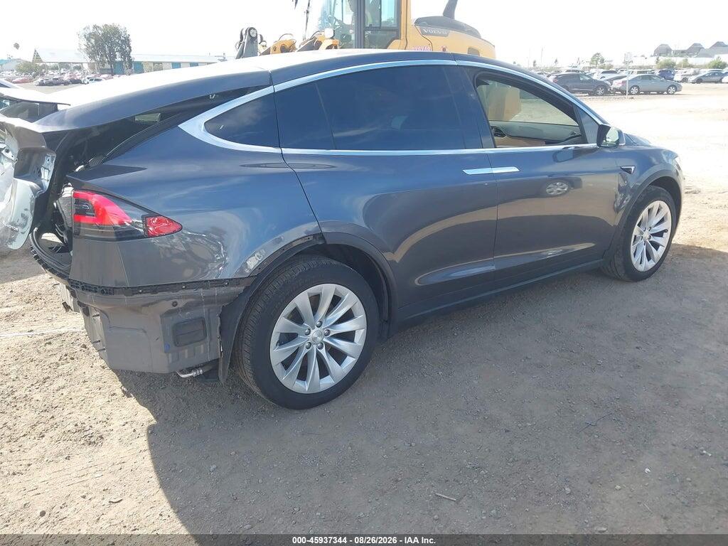 5YJXCAE27KF213800 2019 TESLA MODEL X photo no. 4