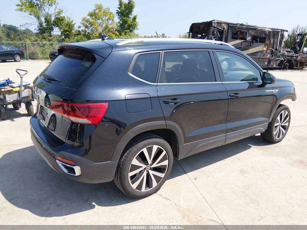 3VVEX7B21RM126677 2024 VOLKSWAGEN TAOS photo no. 2