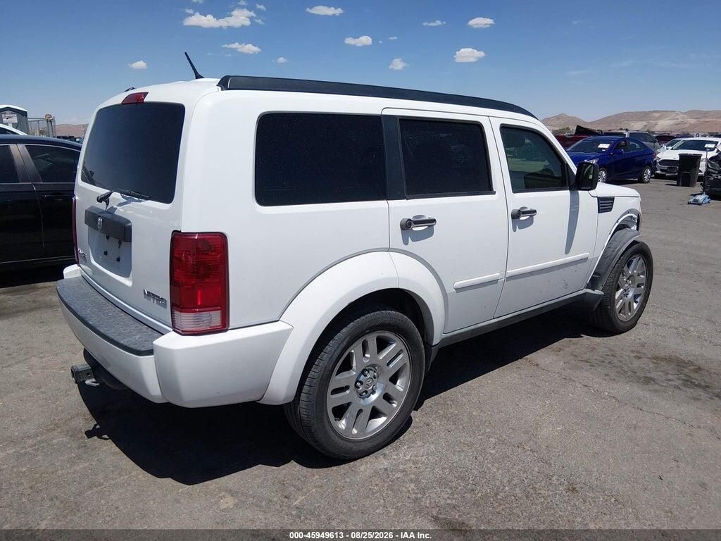 1D4PT4GK0BW601948 2011 DODGE NITRO photo no. 4