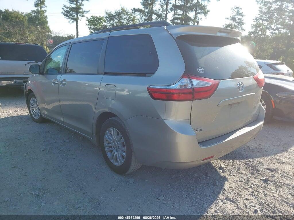 5TDYK3DC1GS724287 2016 TOYOTA SIENNA photo no. 3