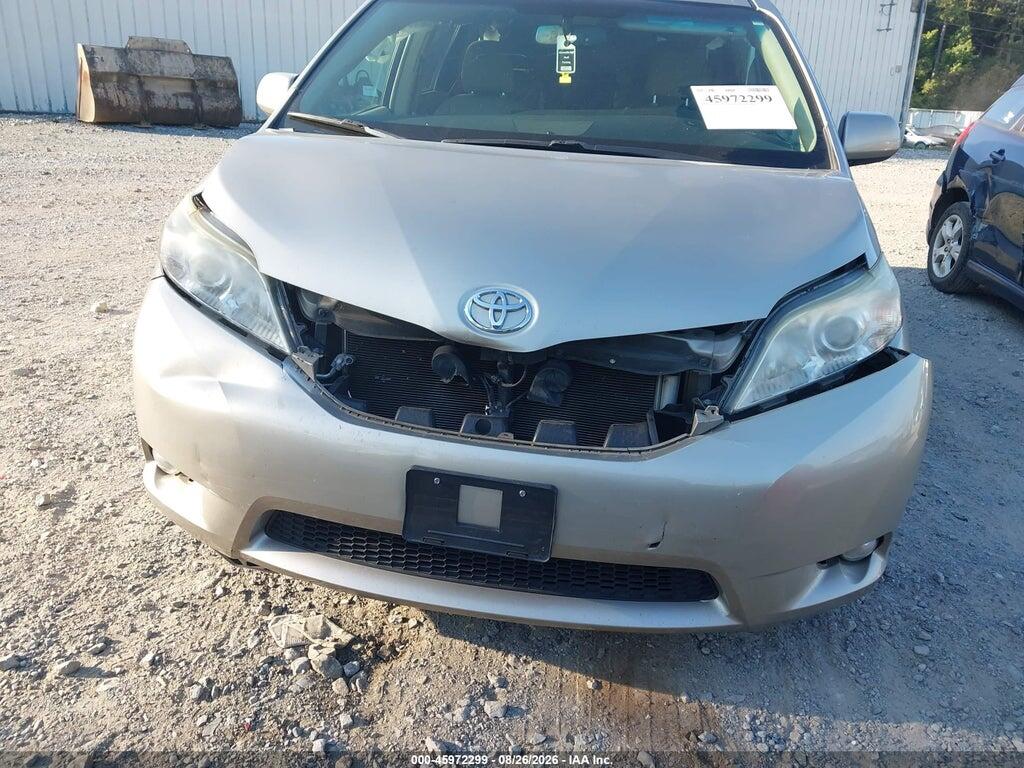5TDYK3DC1GS724287 2016 TOYOTA SIENNA photo no. 6