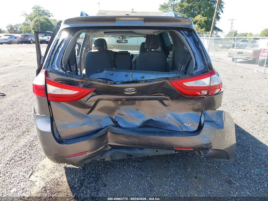 5TDYK3DC5GS704060 2016 TOYOTA SIENNA photo no. 6