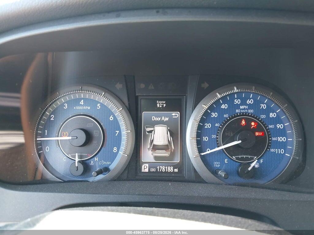 5TDYK3DC5GS704060 2016 TOYOTA SIENNA photo no. 7