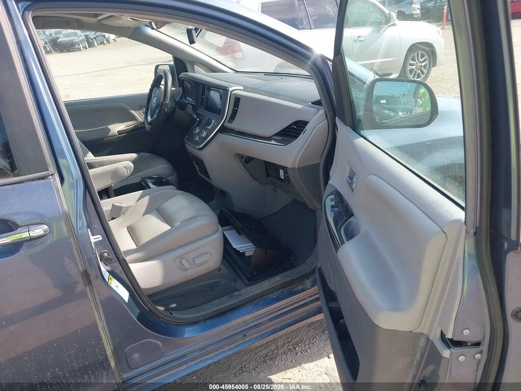5TDDK3DC0GS139585 2016 TOYOTA SIENNA photo no. 5
