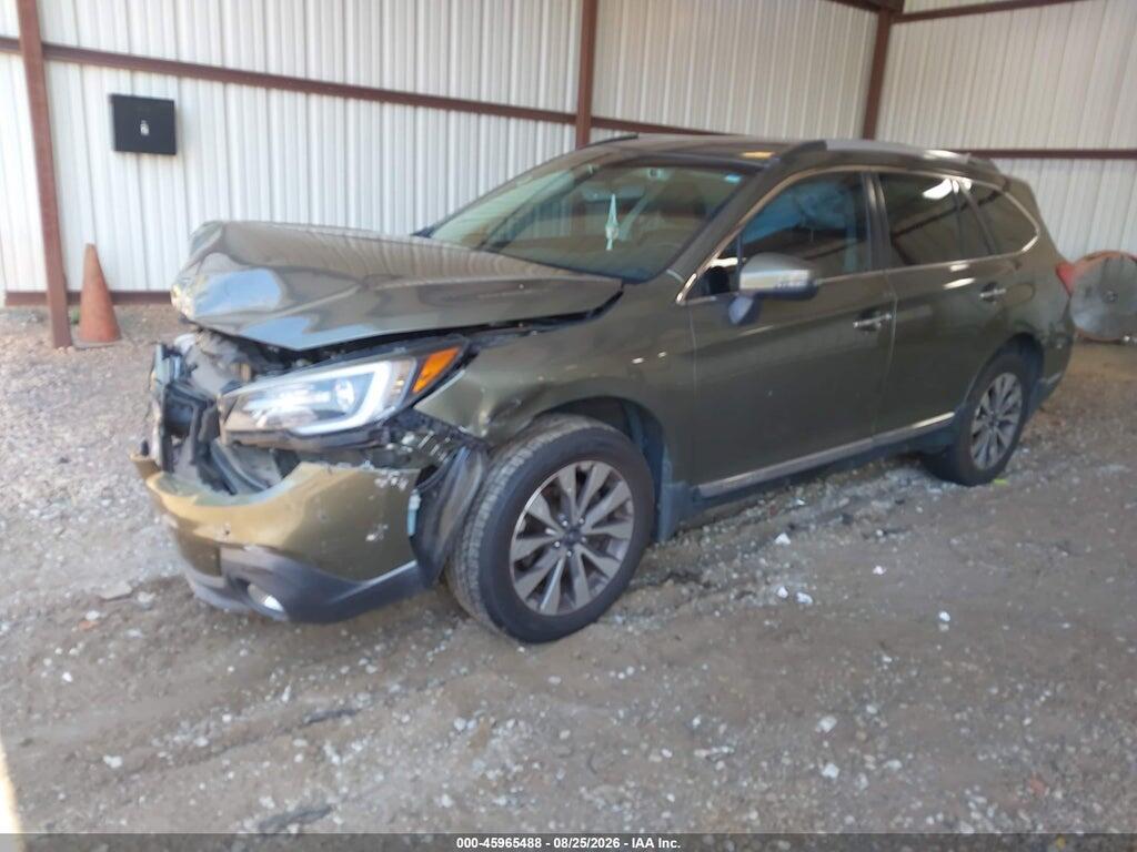 4S4BSETC0J3299393 2018 SUBARU OUTBACK photo no. 2