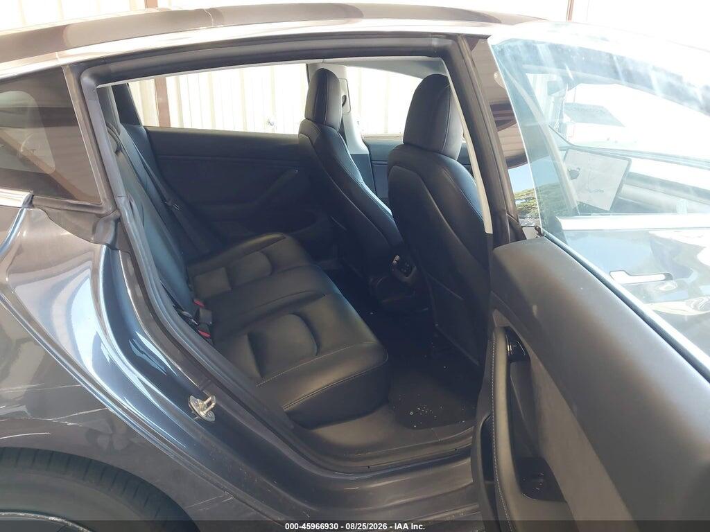 5YJ3E1EA1JF153480 2018 TESLA MODEL 3 photo no. 8