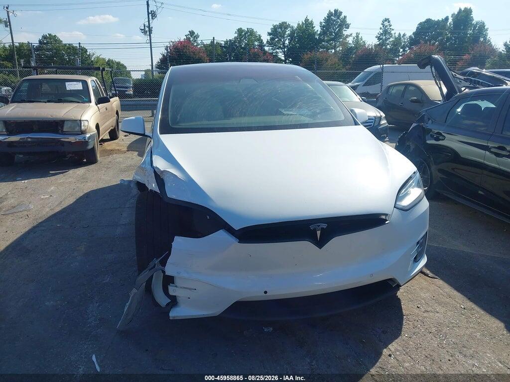5YJXCBE21JF085848 2018 TESLA MODEL X photo no. 12