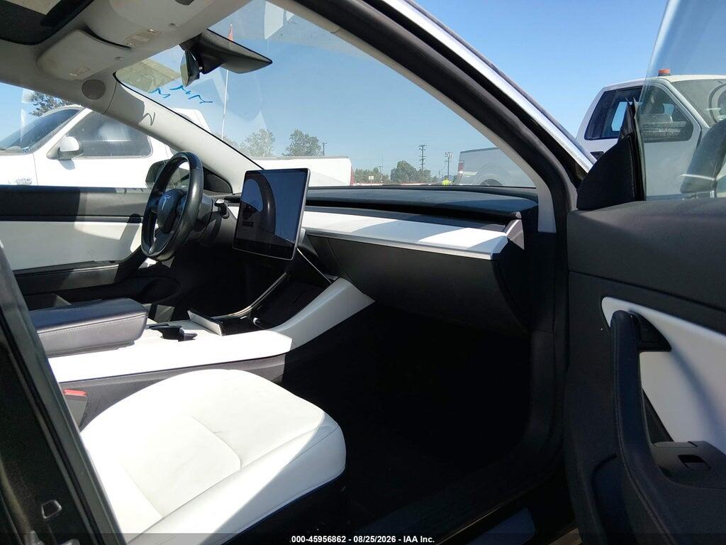 5YJ3E1EB3JF188417 2018 TESLA MODEL 3 photo no. 5