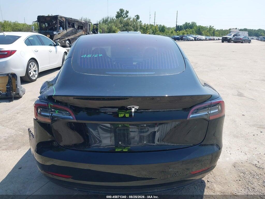 5YJ3E1EA4JF017523 2018 TESLA MODEL 3 photo no. 12