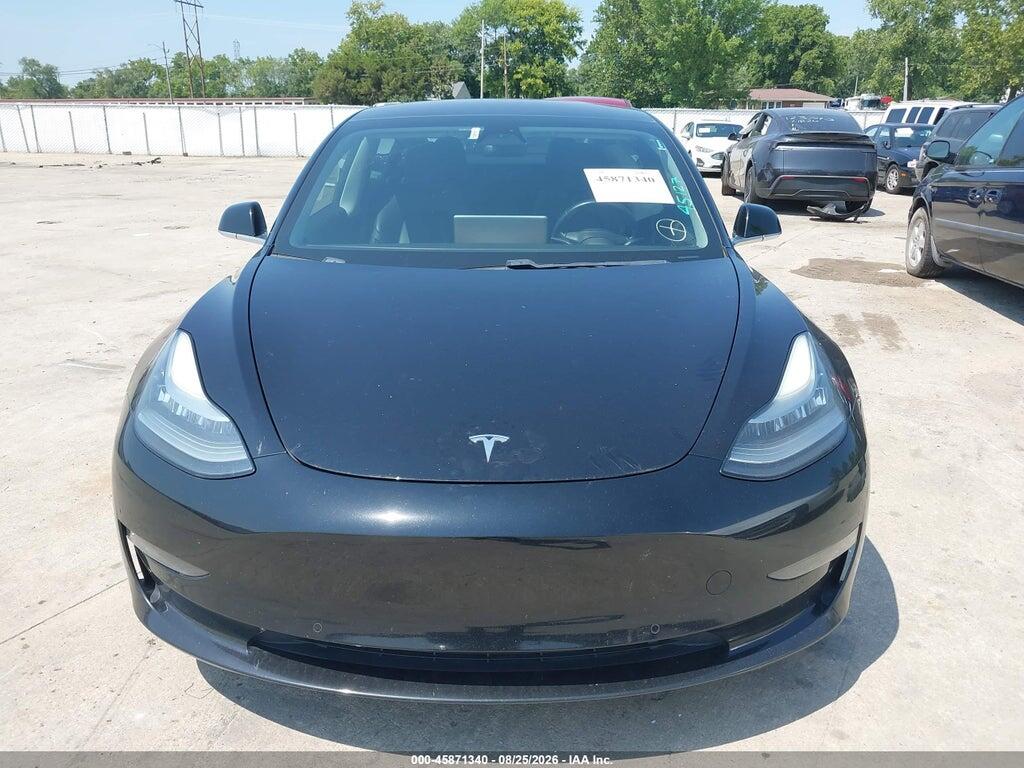 5YJ3E1EA4JF017523 2018 TESLA MODEL 3 photo no. 9