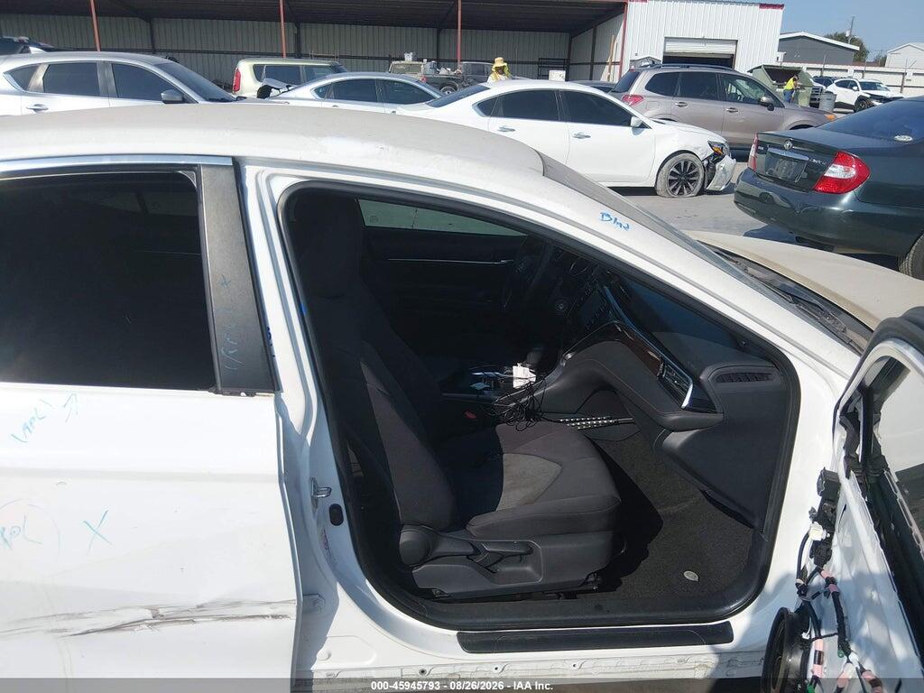 4T1B11HK9JU569629 2018 TOYOTA CAMRY photo no. 5