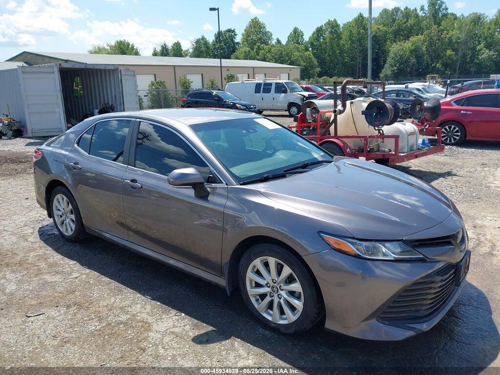 2018 TOYOTA CAMRY 4T1B11HK2JU626561