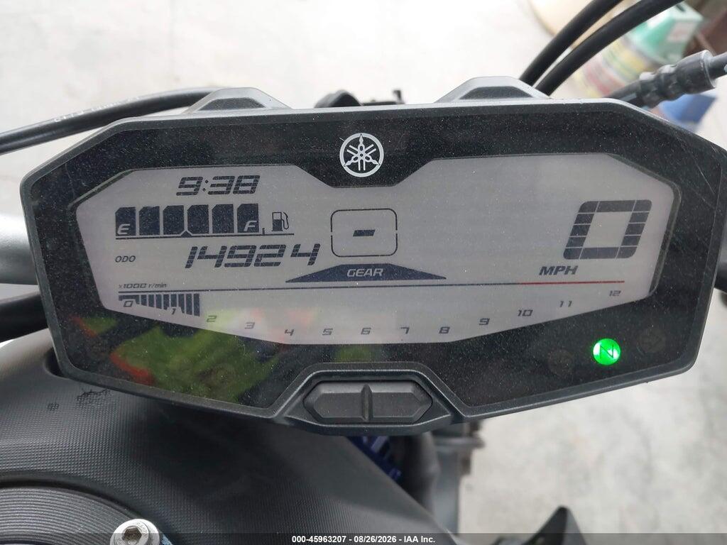 JYARM06E8GA011200 2016 YAMAHA FZ07 photo no. 7