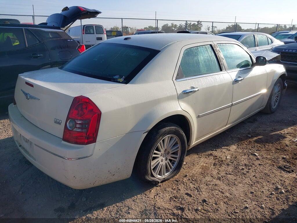 2C3CA5CV8AH235827 2010 CHRYSLER 300 photo no. 4