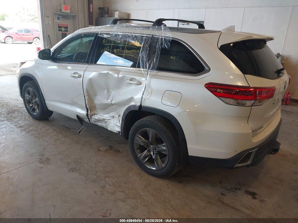 5TDDZRFHXJS821436 2018 TOYOTA HIGHLANDER photo no. 3