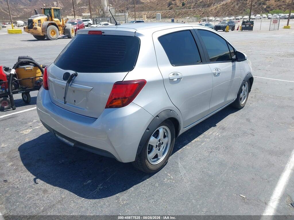 VNKKTUD30FA035417 2015 TOYOTA YARIS photo no. 4