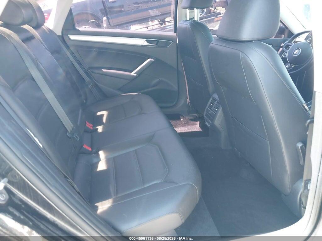 1VWLA7A35KC005575 2019 VOLKSWAGEN PASSAT photo no. 8