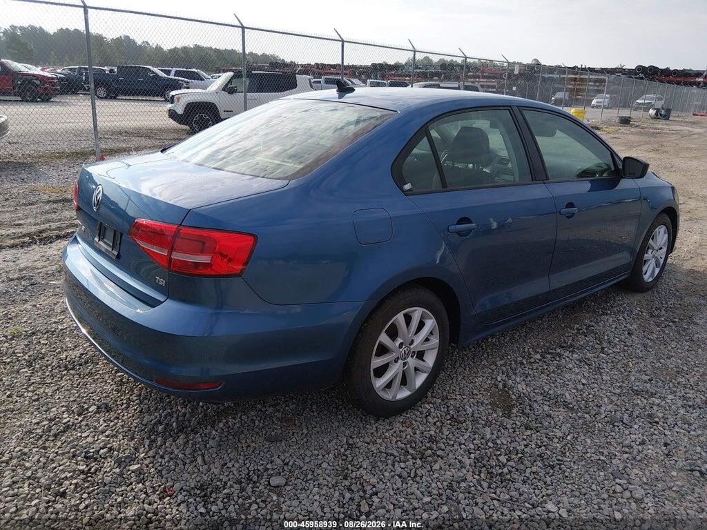 3VWD17AJ1FM307131 2015 VOLKSWAGEN JETTA photo no. 4