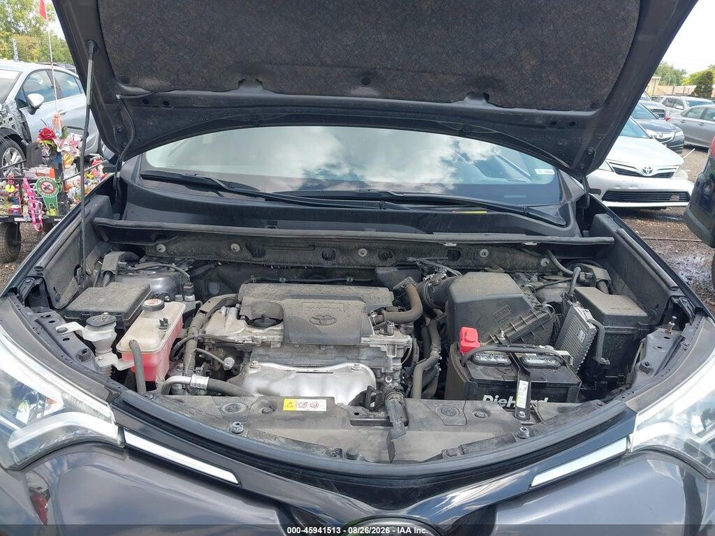 JTMDFREV8JJ722806 2018 TOYOTA RAV4 photo no. 10