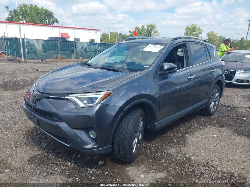 JTMDFREV8JJ722806 2018 TOYOTA RAV4 photo no. 2