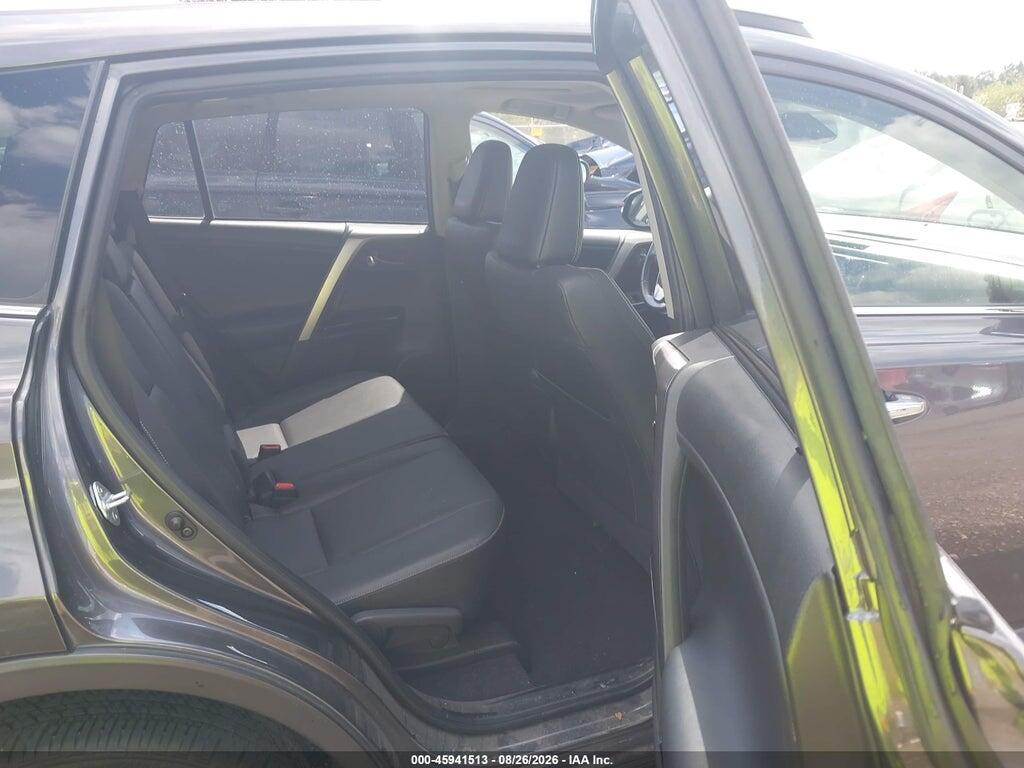JTMDFREV8JJ722806 2018 TOYOTA RAV4 photo no. 8