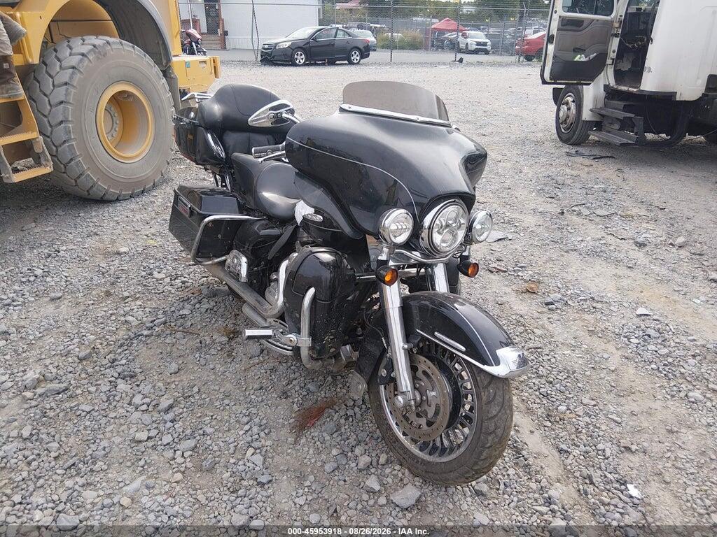 2011 HARLEY-DAVIDSON FLHTK 1HD1KEM17BB659858