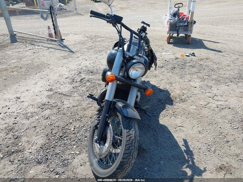 JH2RC5371BK100336 2011 HONDA VT750 photo no. 5