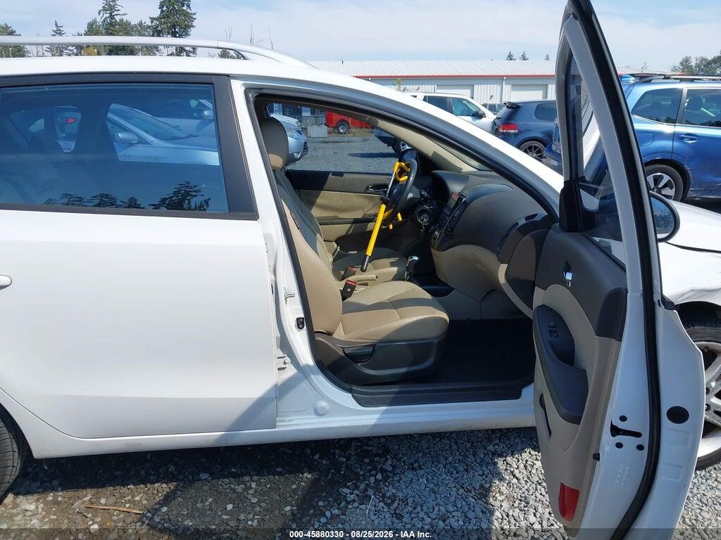 KMHDC8AE6BU098864 2011 HYUNDAI ELANTRA TOURING photo no. 5