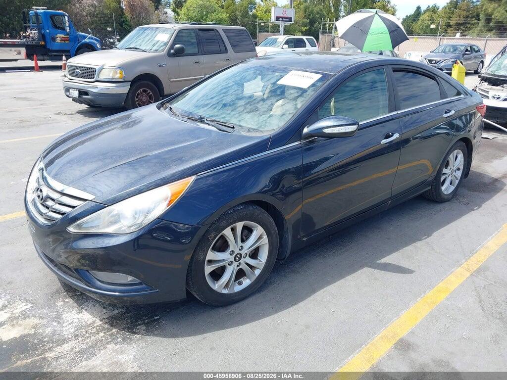5NPEC4AC9BH268130 2011 HYUNDAI SONATA photo no. 2