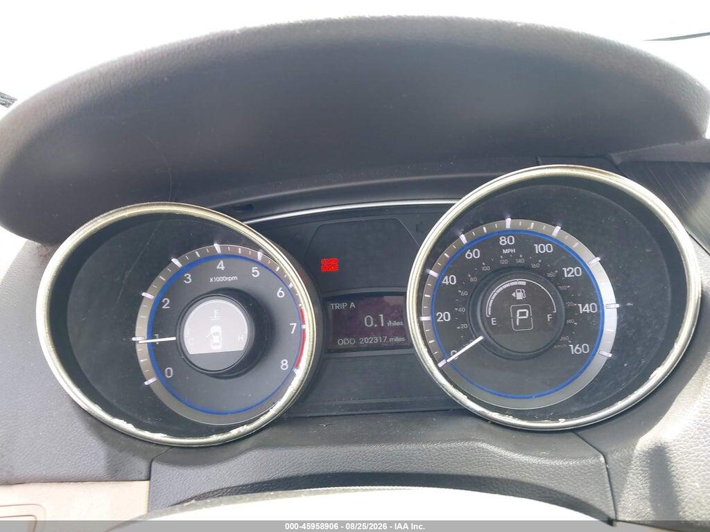 5NPEC4AC9BH268130 2011 HYUNDAI SONATA photo no. 7