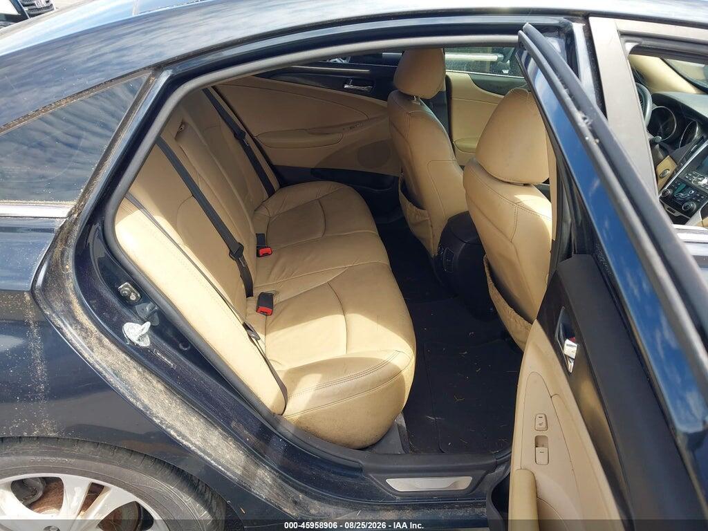 5NPEC4AC9BH268130 2011 HYUNDAI SONATA photo no. 8