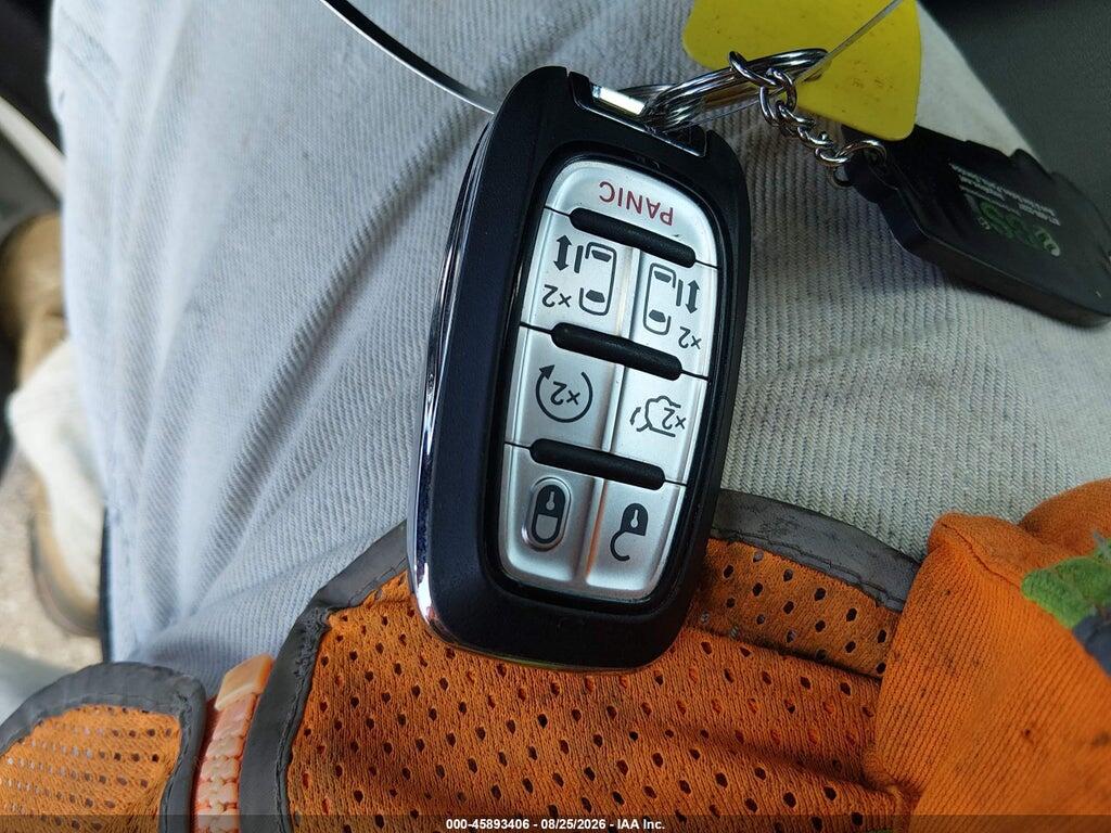 2C4RC1CG9SR533311 2025 CHRYSLER VOYAGER photo no. 11