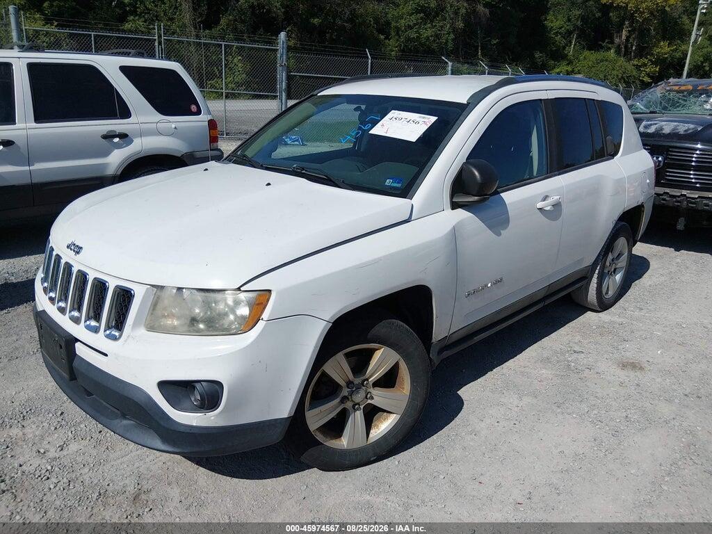 1J4NT1FB6BD137963 2011 JEEP COMPASS photo no. 2