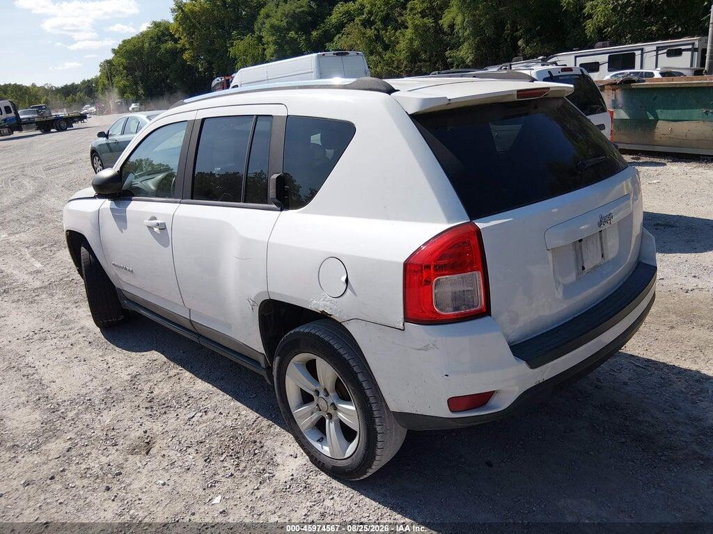 1J4NT1FB6BD137963 2011 JEEP COMPASS photo no. 3