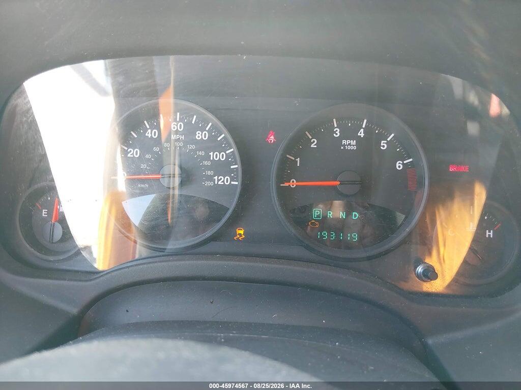1J4NT1FB6BD137963 2011 JEEP COMPASS photo no. 7