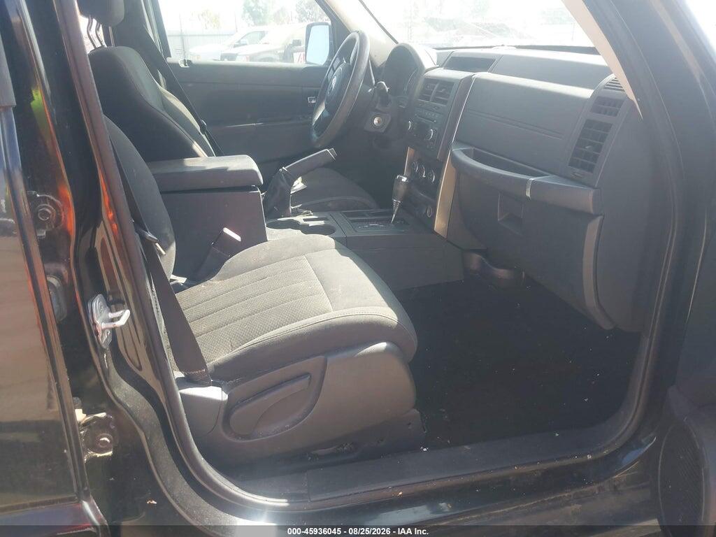 1J4PP2GK6BW515608 2011 JEEP LIBERTY photo no. 5