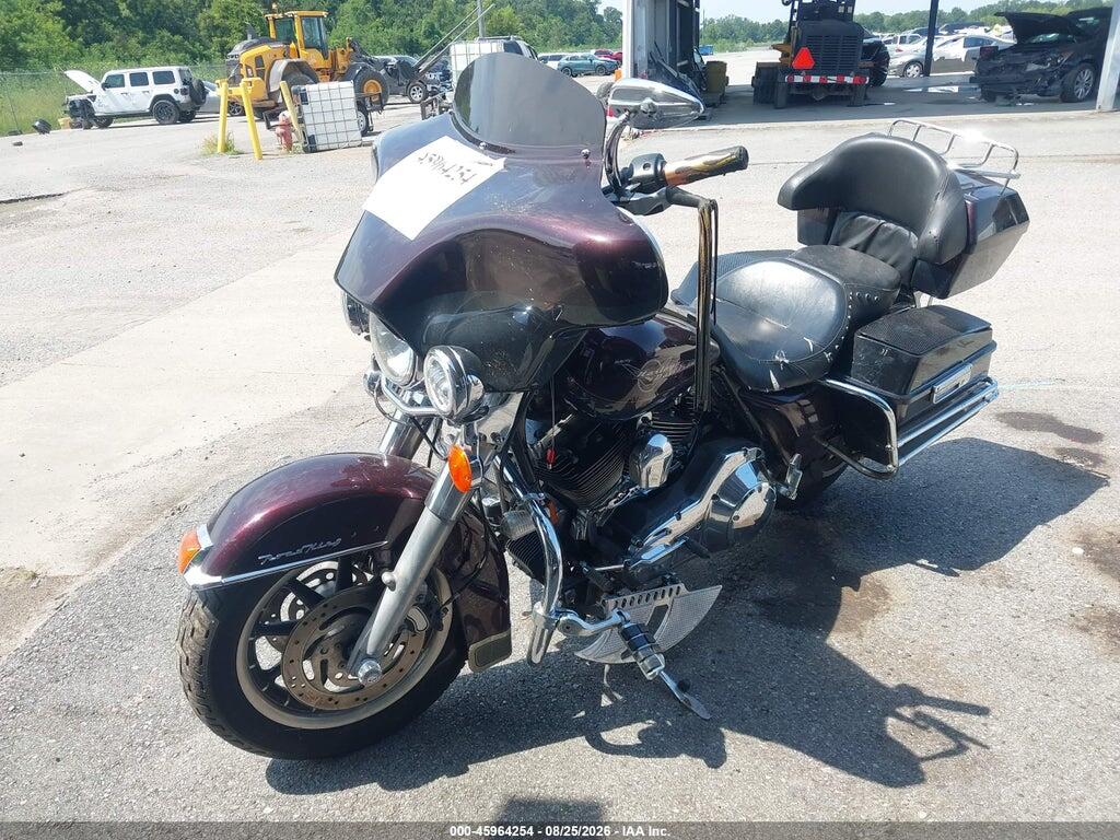 1HD1FBW135Y647367 2005 HARLEY-DAVIDSON FLHRI photo no. 2